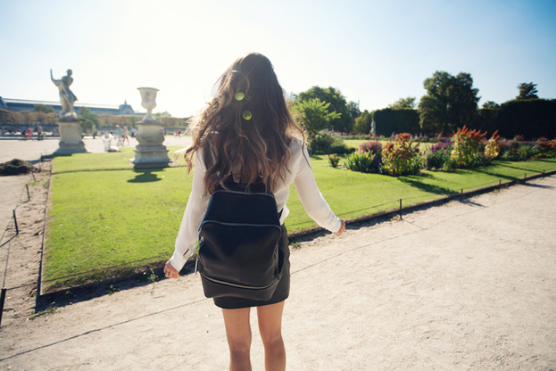 Escape Button blog: style inspiration, fashion backpacks.